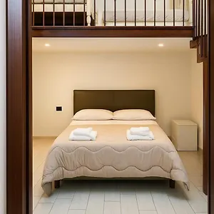 bnb-house-caracciolo.hotels-amalfi.com/