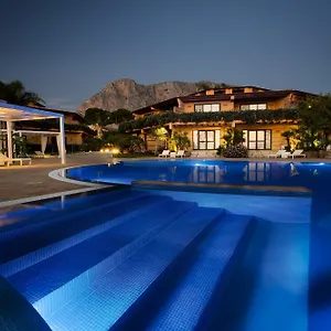 magaggiari-resort.sicilyhotelsitaly.net/